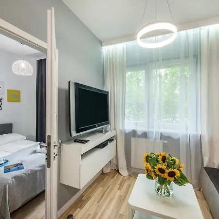 Shortstaypoland Wybrzeze Kosciuszkowskie Warsaw Exterior photo